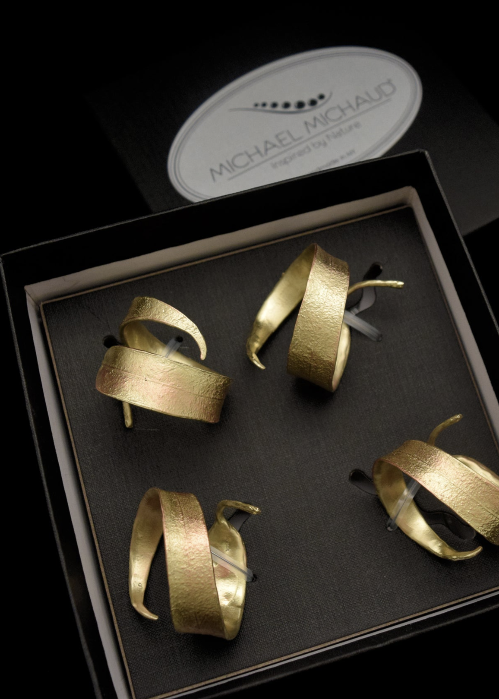 Bronze Finish Eucalyptus Napkin Rings