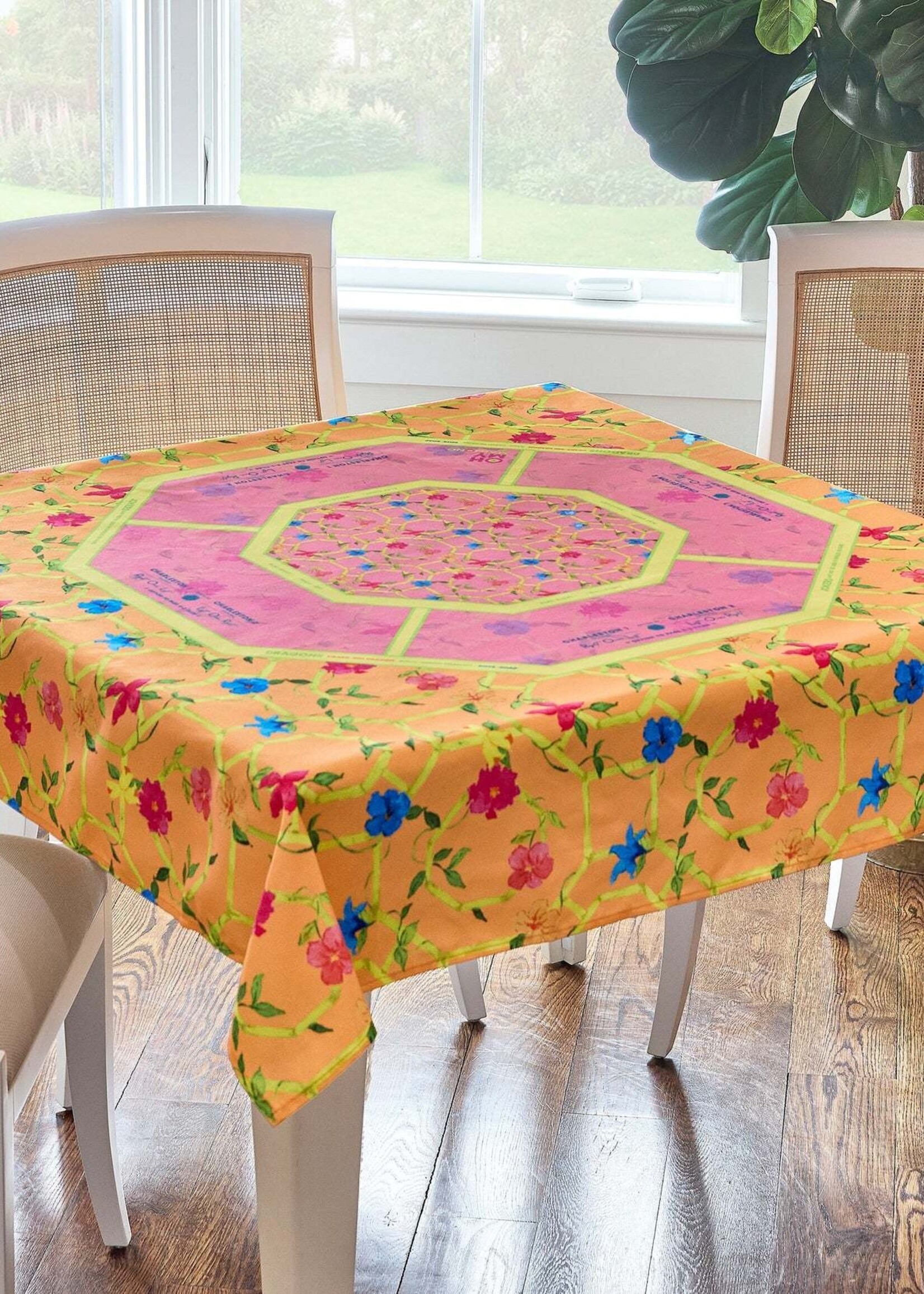 Oh My Mahjong Tablecloth : Bagua Blossom