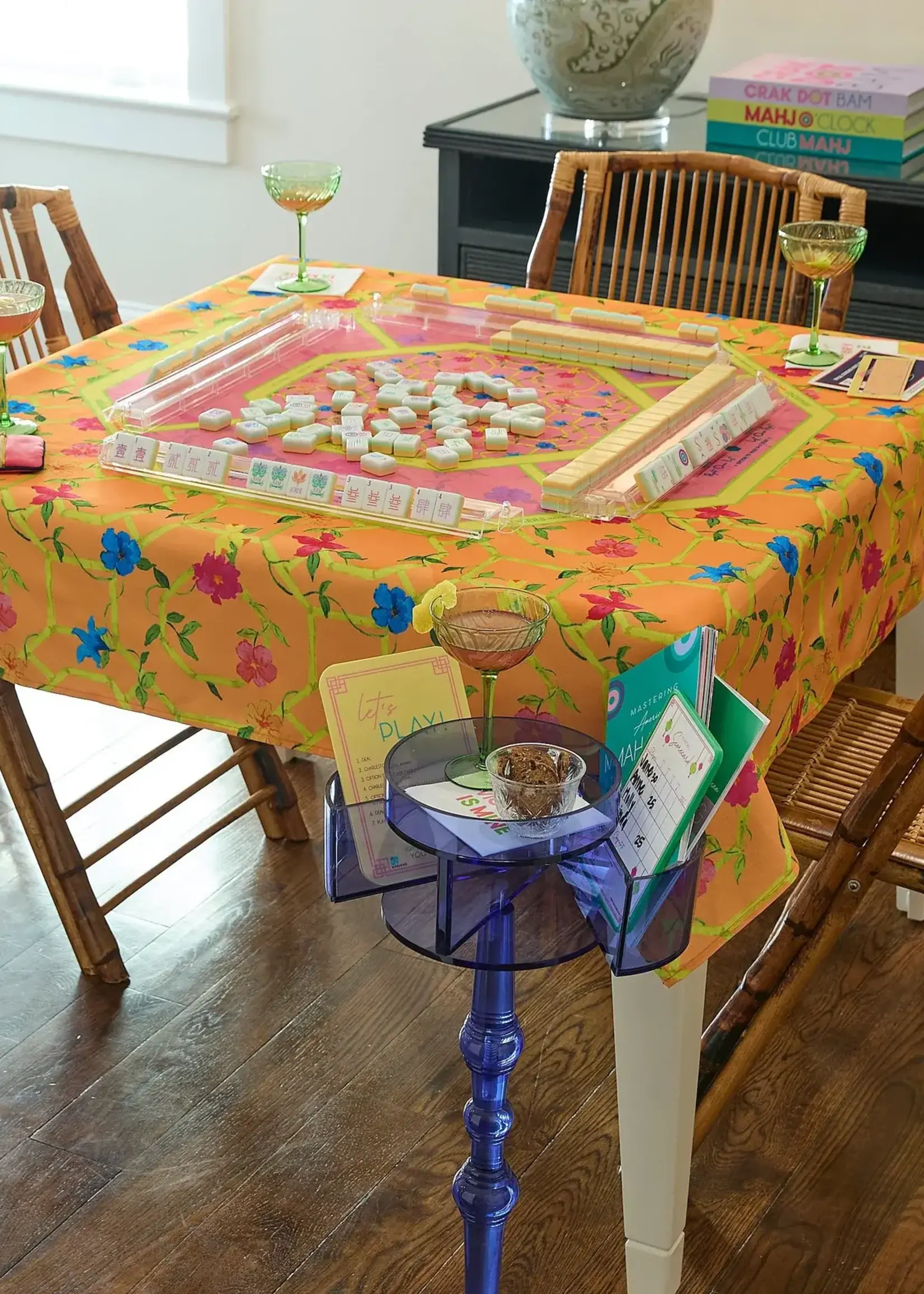 Oh My Mahjong Tablecloth : Bagua Blossom