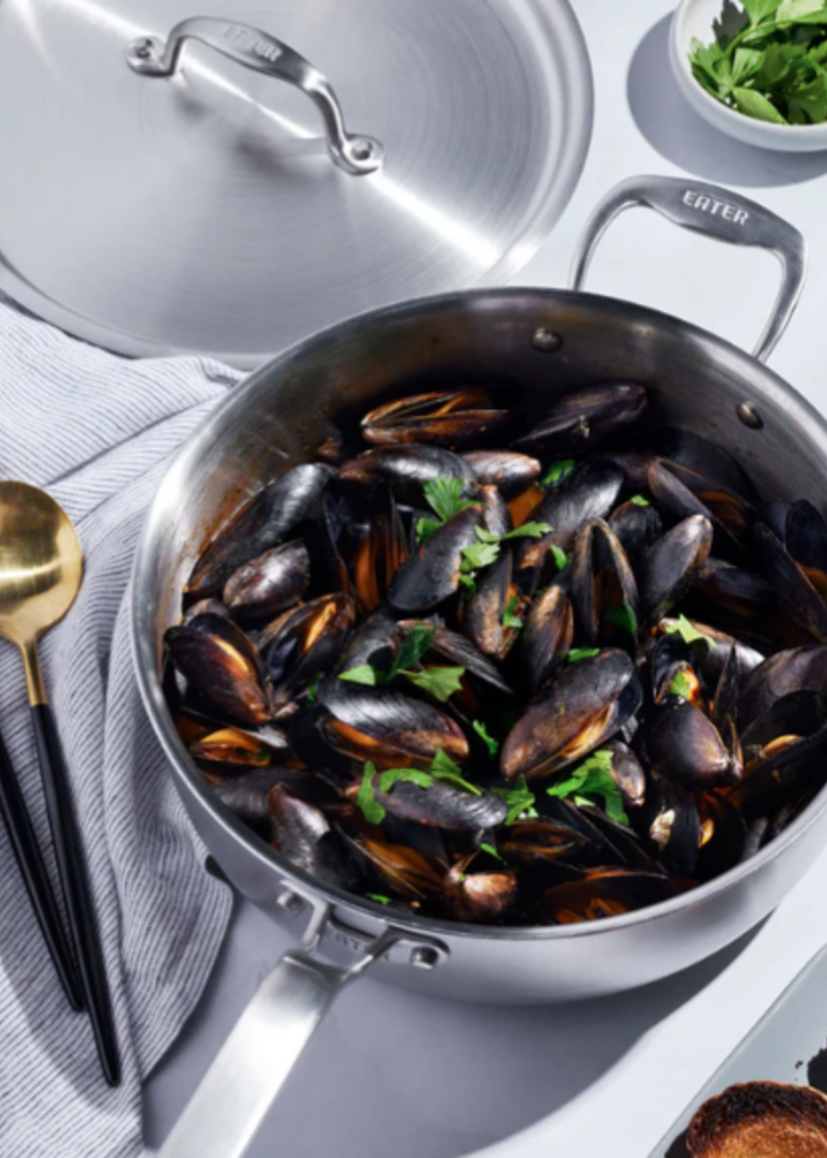 Heritage Steel EATER 4 Quart Sauté with Lid