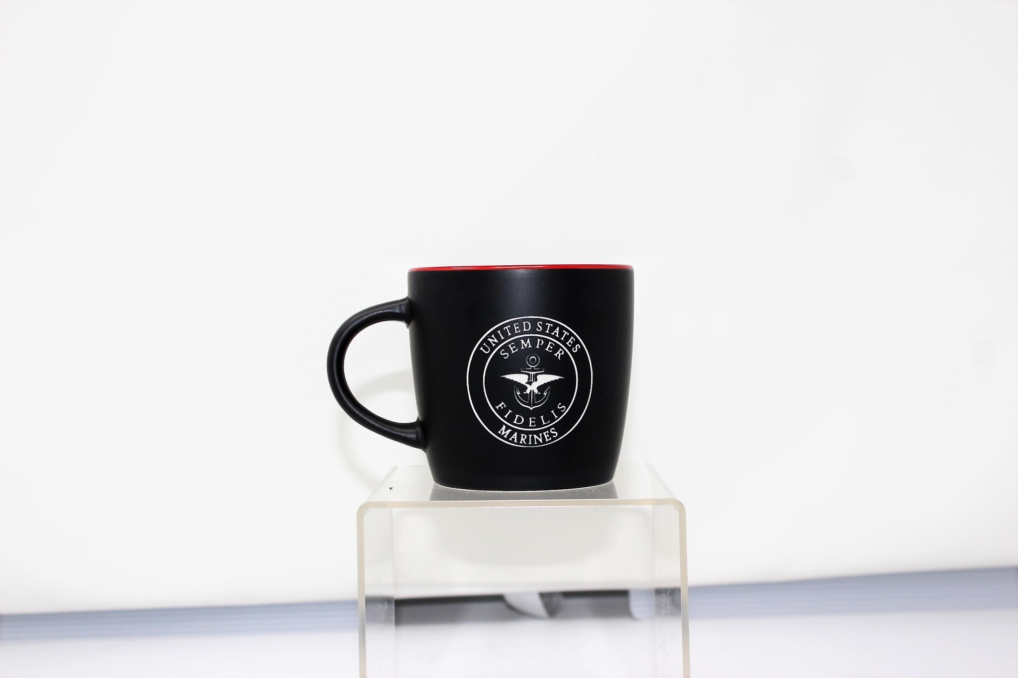 https://cdn.shoplightspeed.com/shops/617942/files/13585021/locally-crafted-military-branch-coffee-mugs.jpg