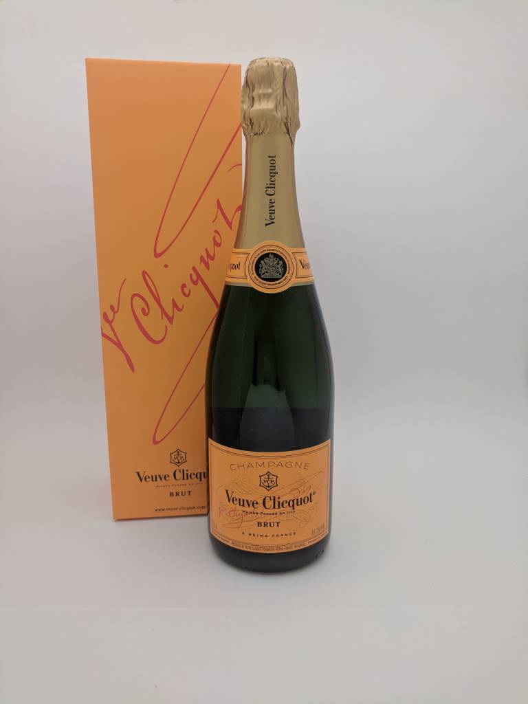 Clicquot yellow label brut