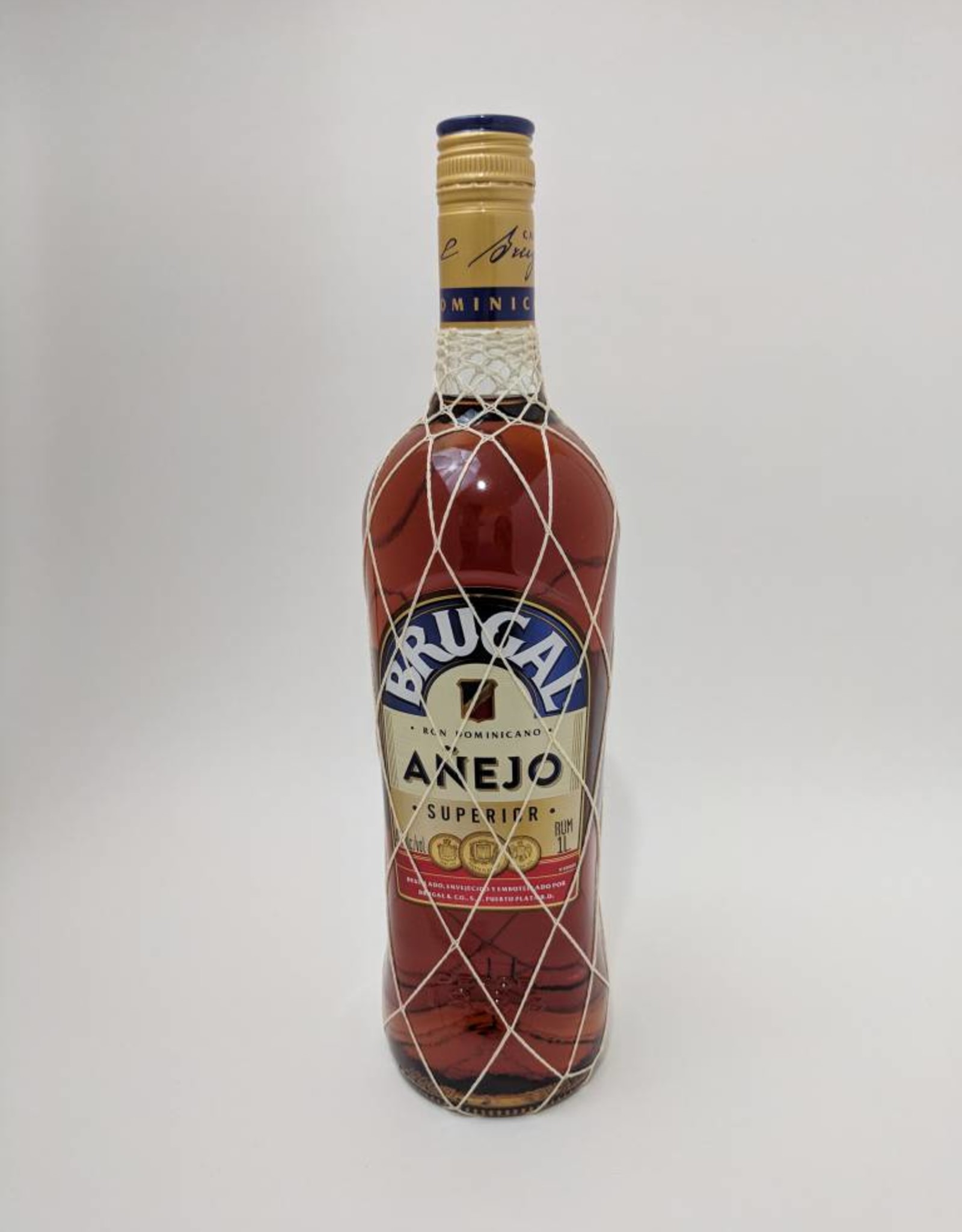 Brugal anejo superior. Ром бругал аньехо супериор 0.7. ром brugal anejo. ром бругал бругал аньехо. бругал аньехо 0,7л.