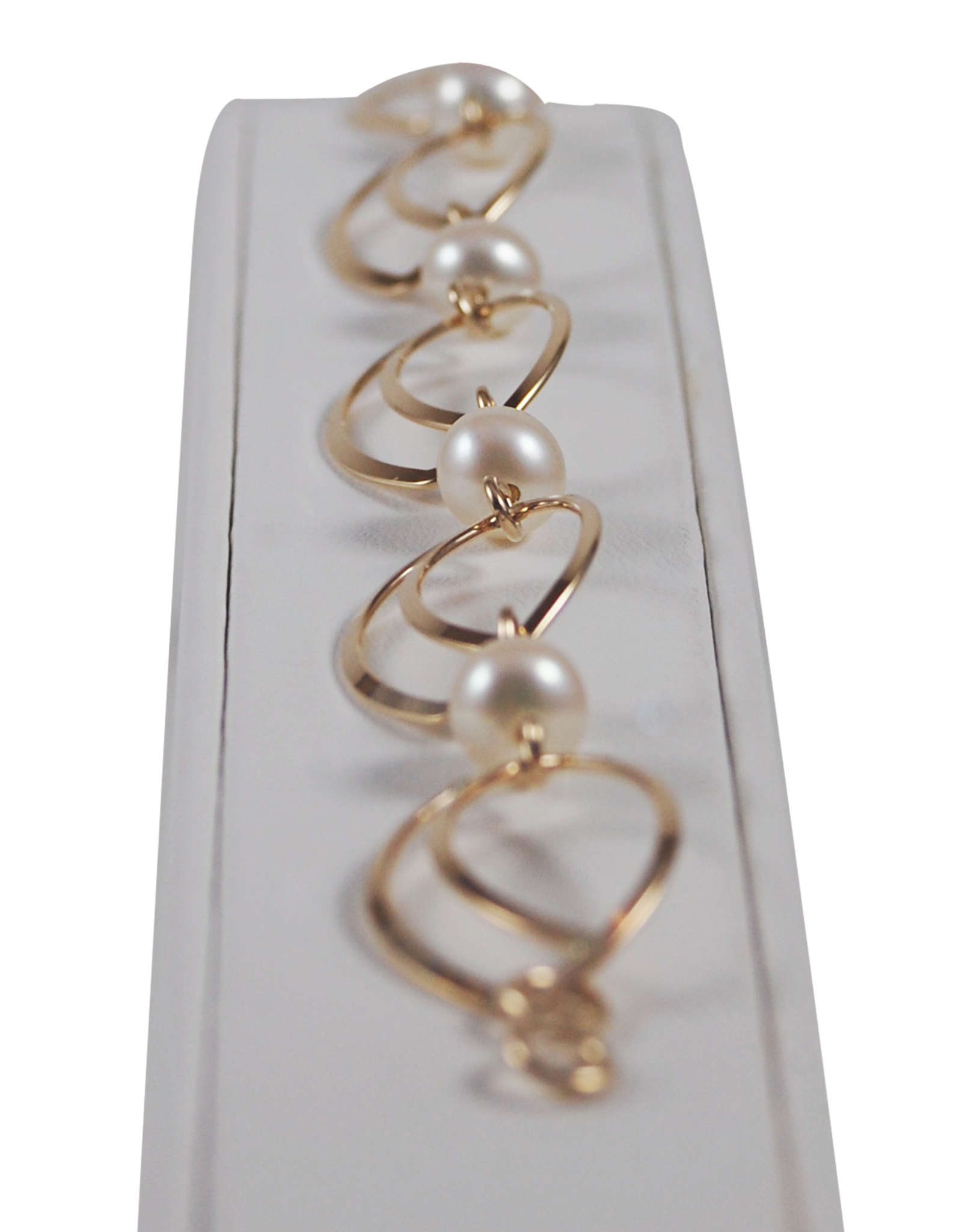 B&R Designs by Nilsson Gold-filled Katrina Bracelet with Pearl #BR50G
