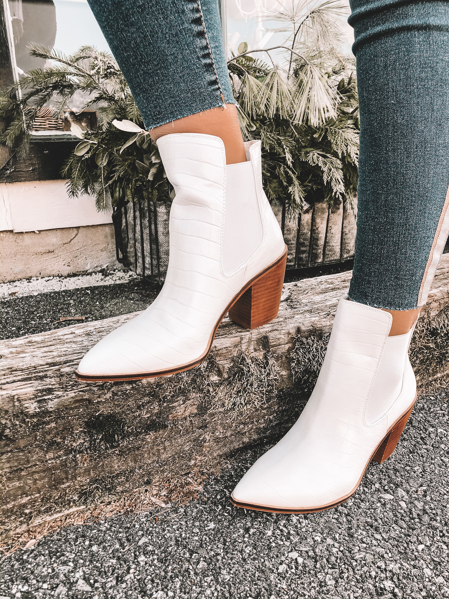 chinese laundry utah bootie