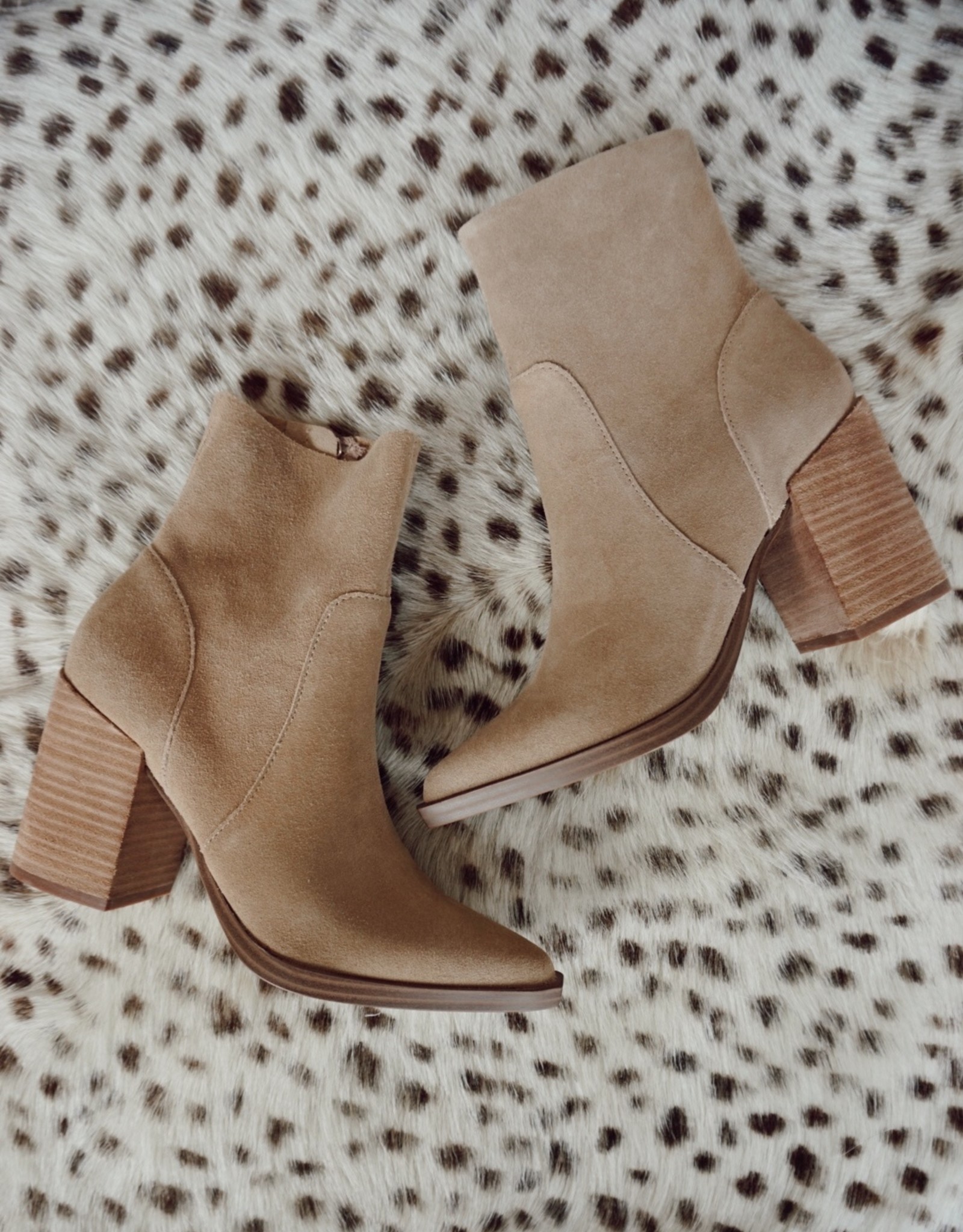 Calabria Boots - Women's Clothing | The 
