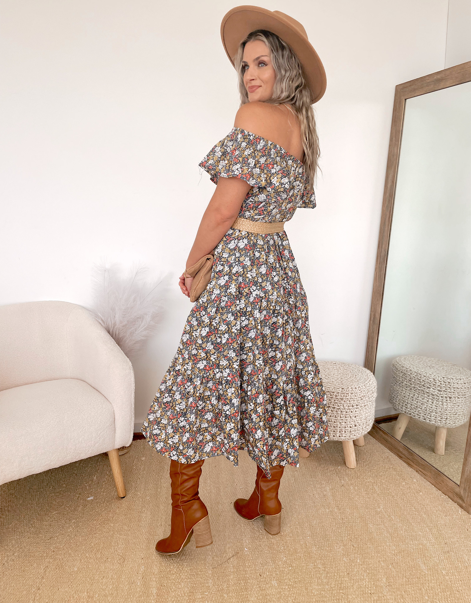 Ellewood Ruffle Sleeve Floral Midi Dress