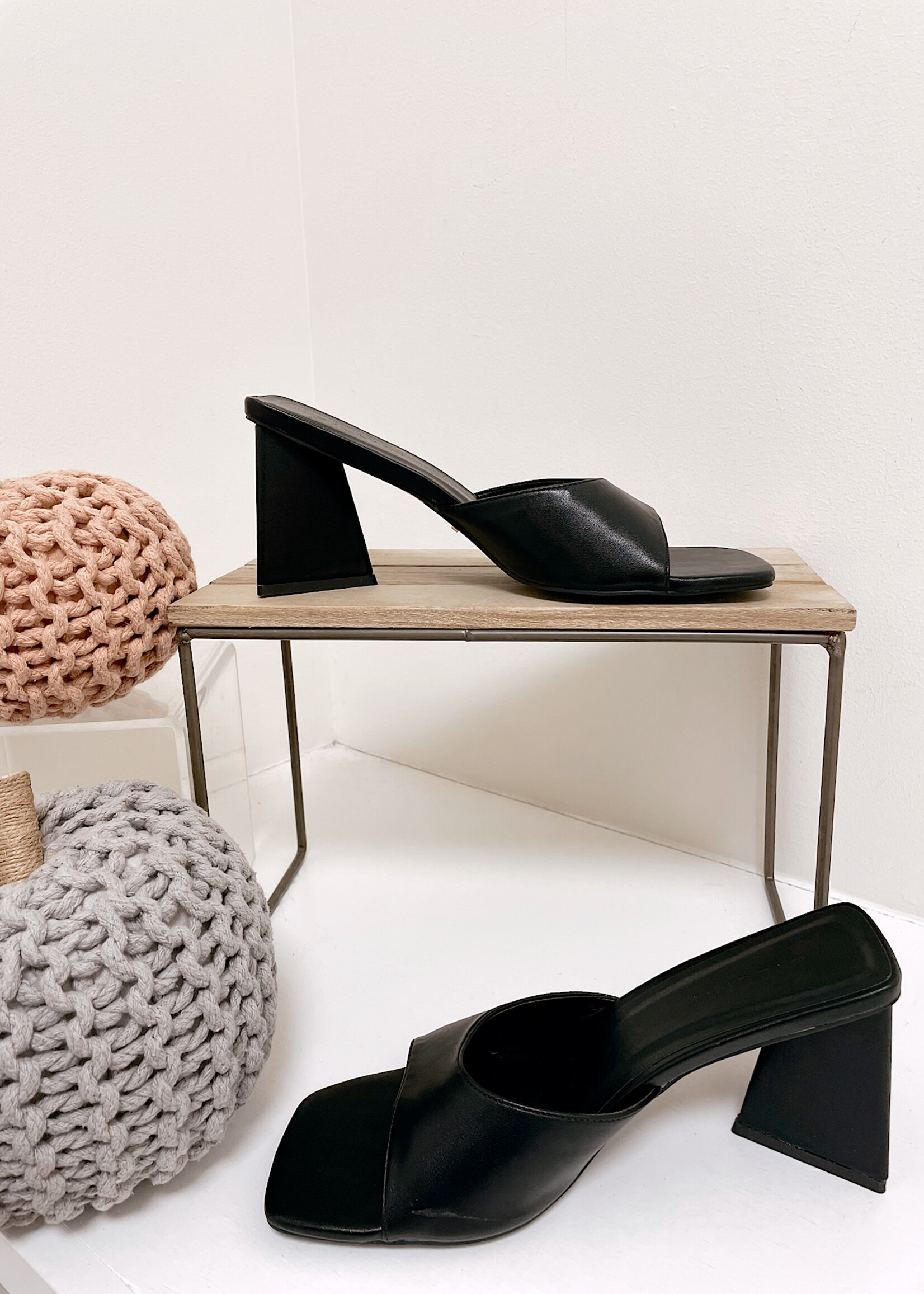 Billini Gracen Heels