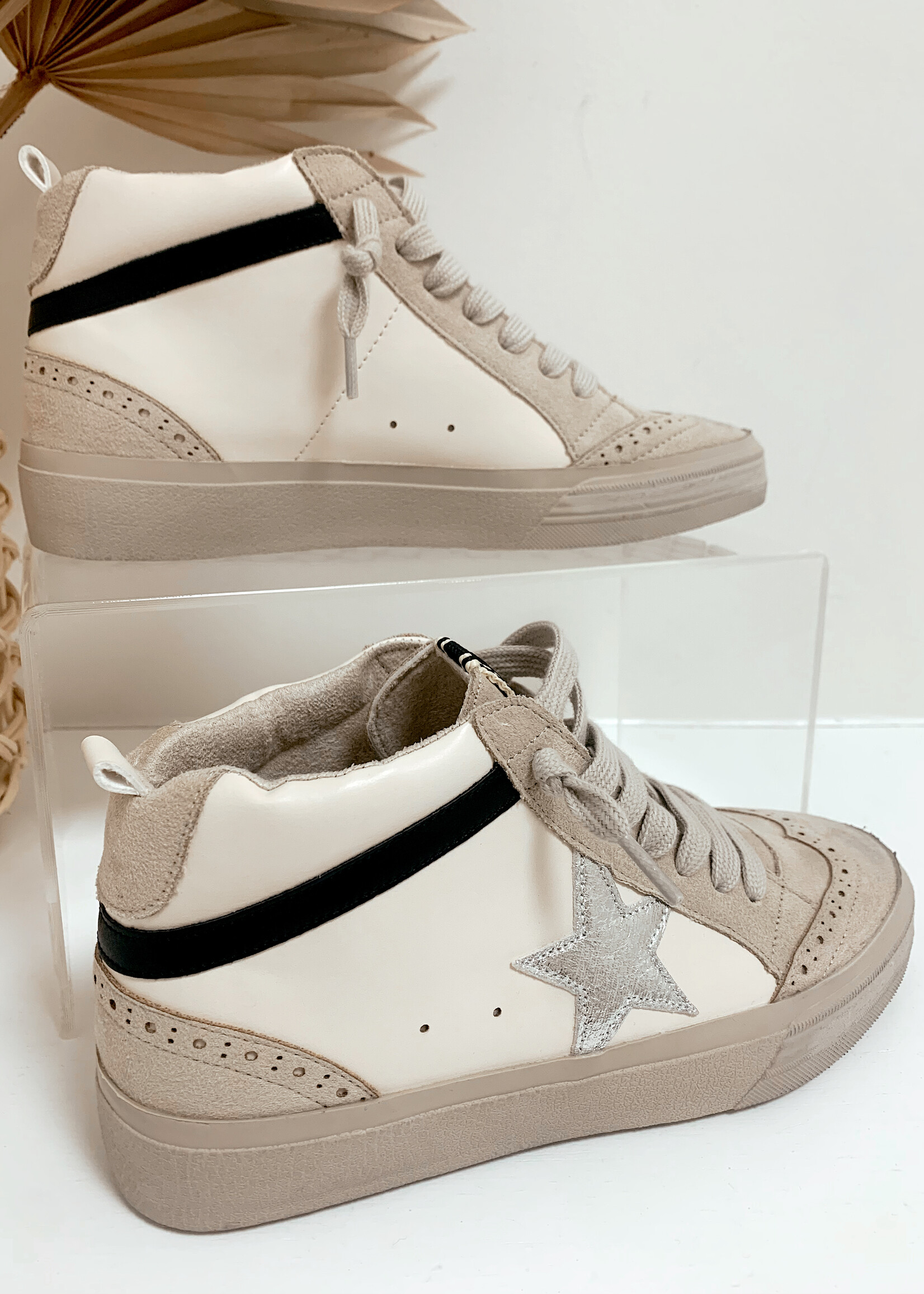 Paulina Sneaker White