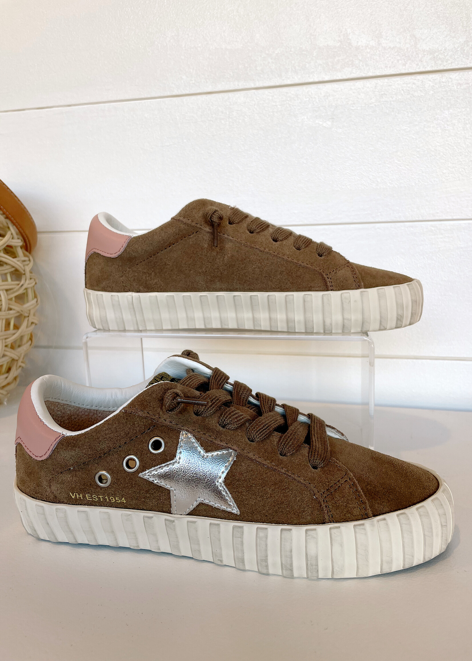 Vintage Havana Beyond 2 Sneakers