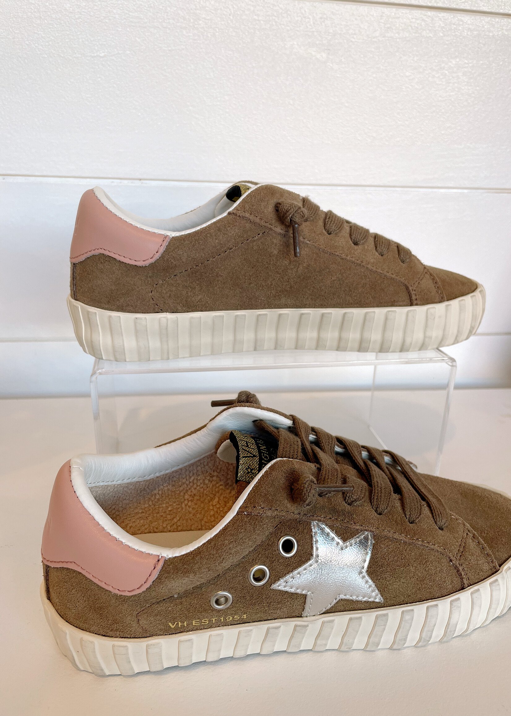 Vintage Havana Beyond 2 Sneakers