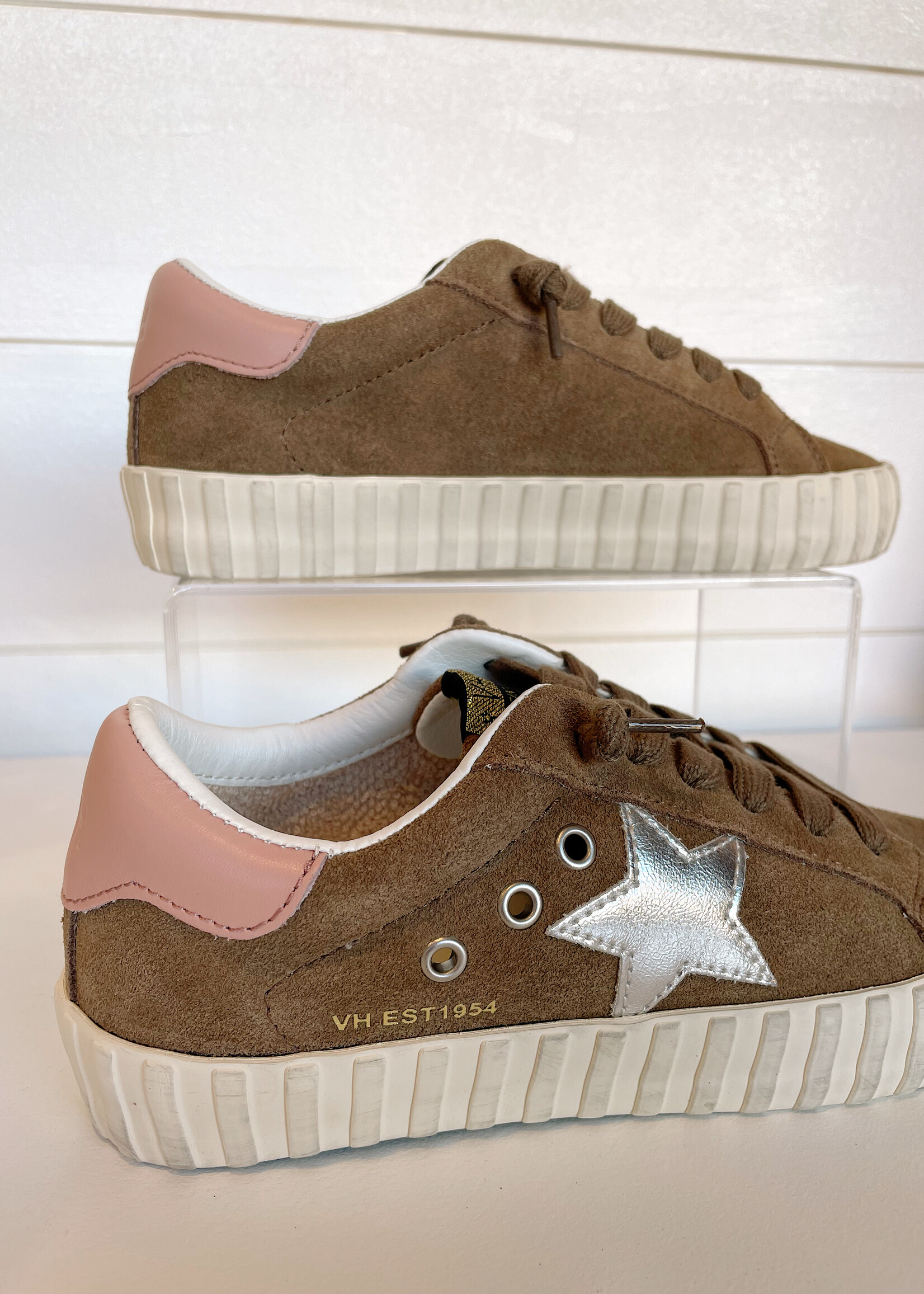 Vintage Havana Beyond 2 Sneakers