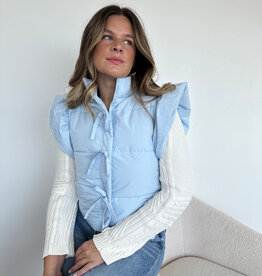 Arco Ruffle Sleeve Puffer Vest