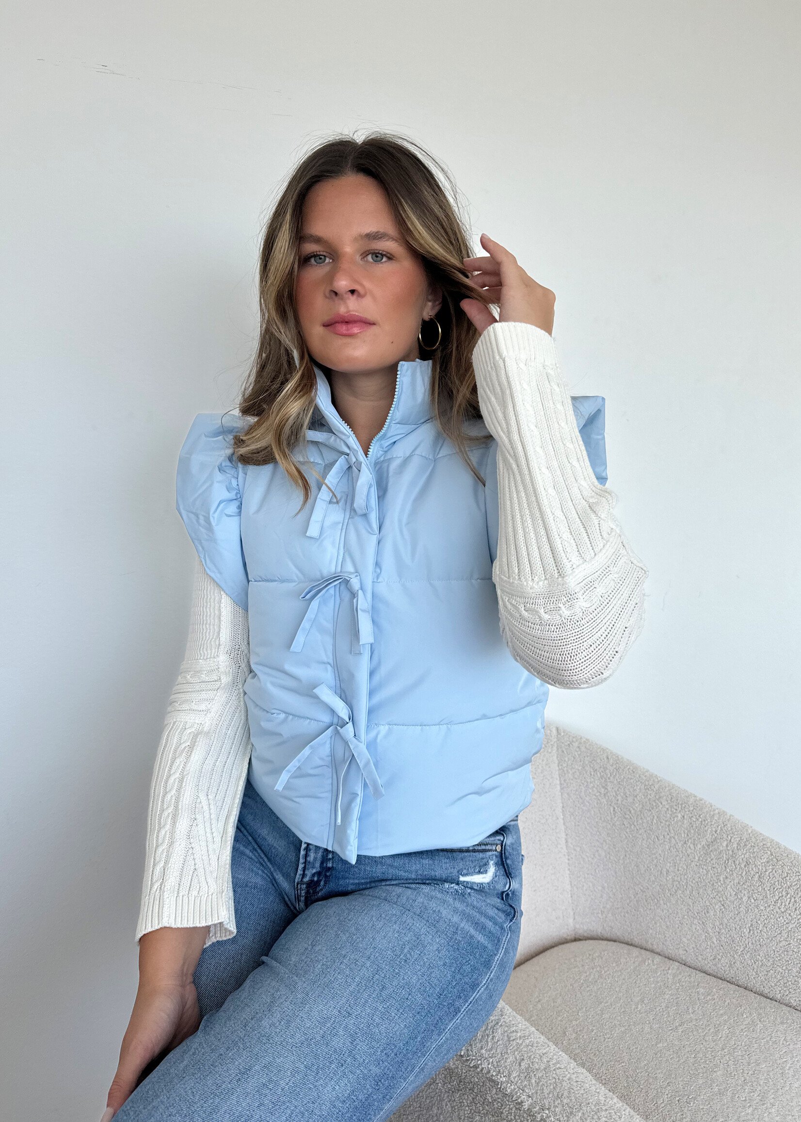 Arco Ruffle Sleeve Puffer Vest