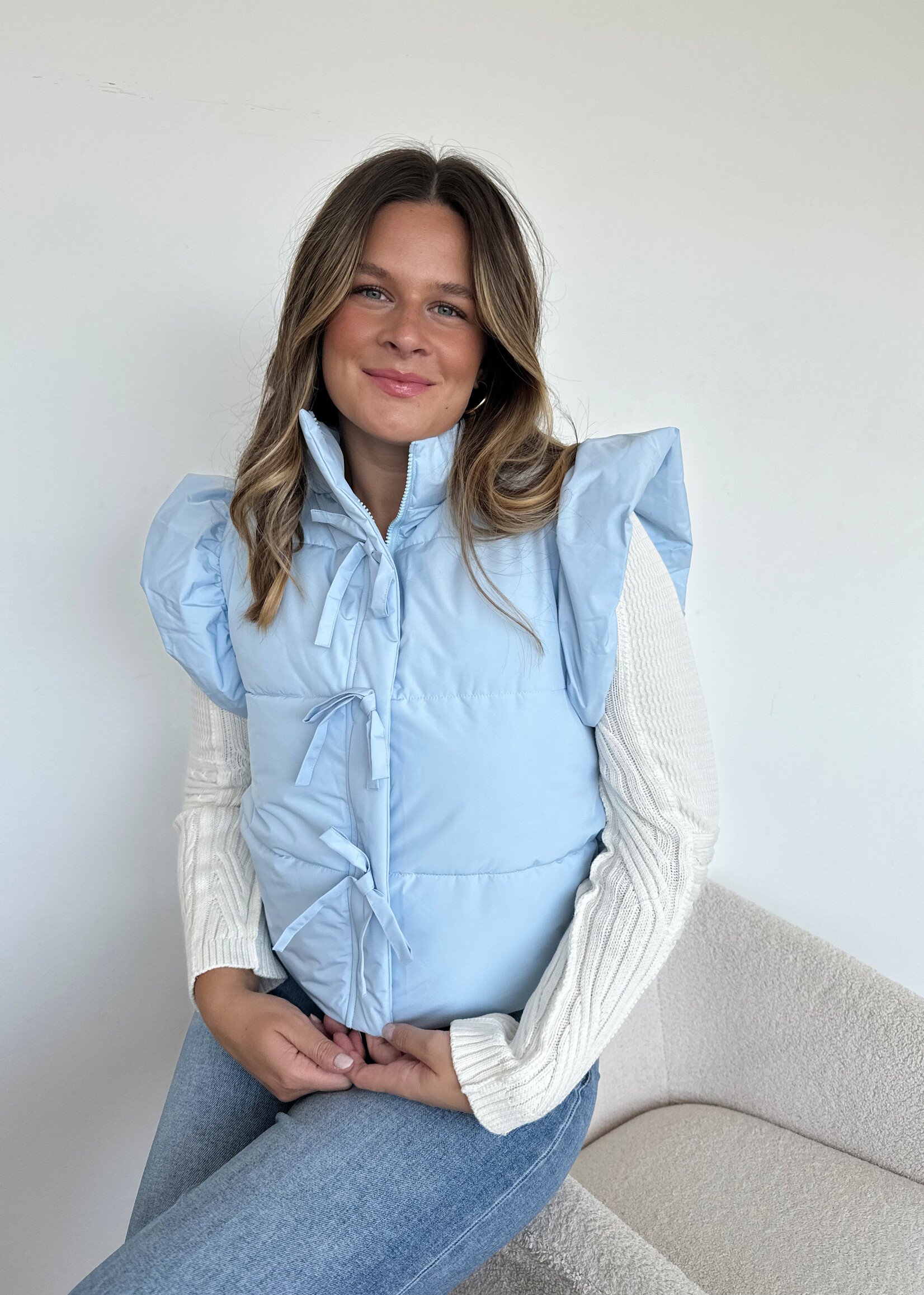 Arco Ruffle Sleeve Puffer Vest