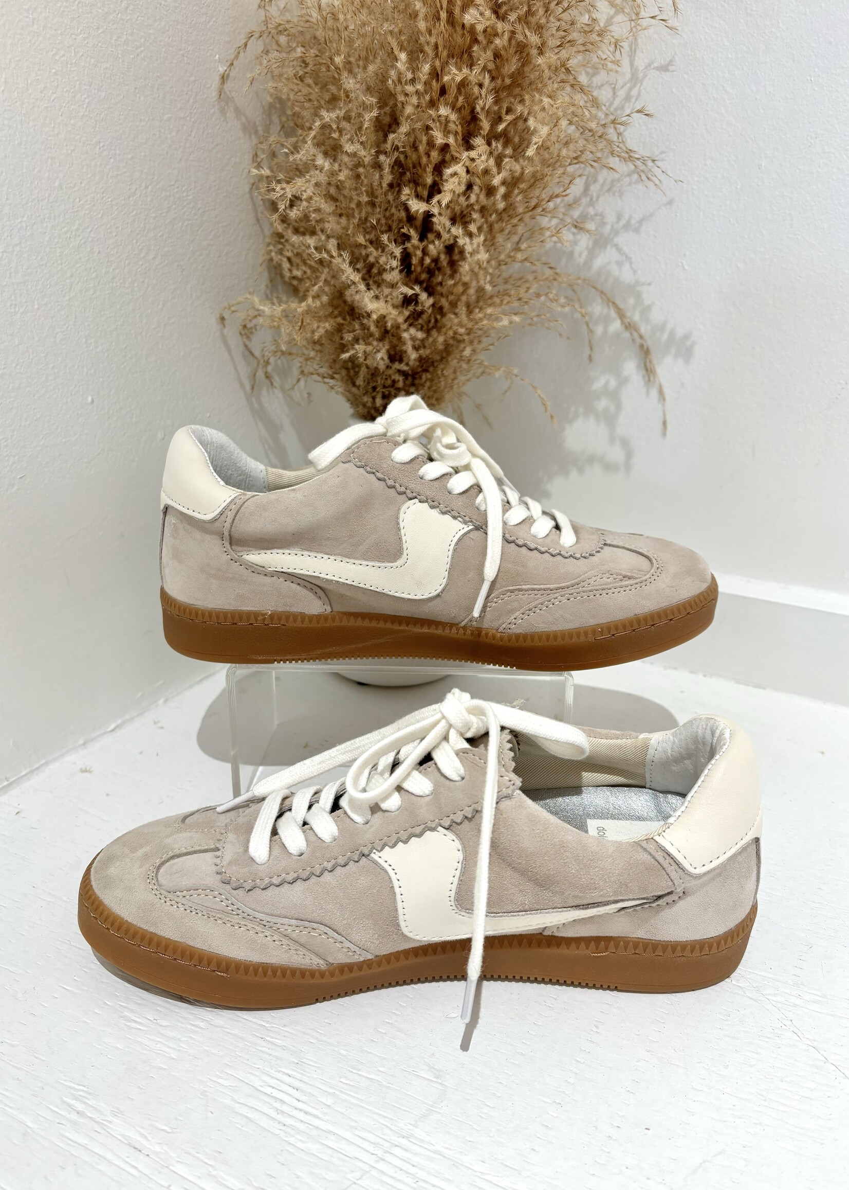 Dolce Vita Notice Sneakers