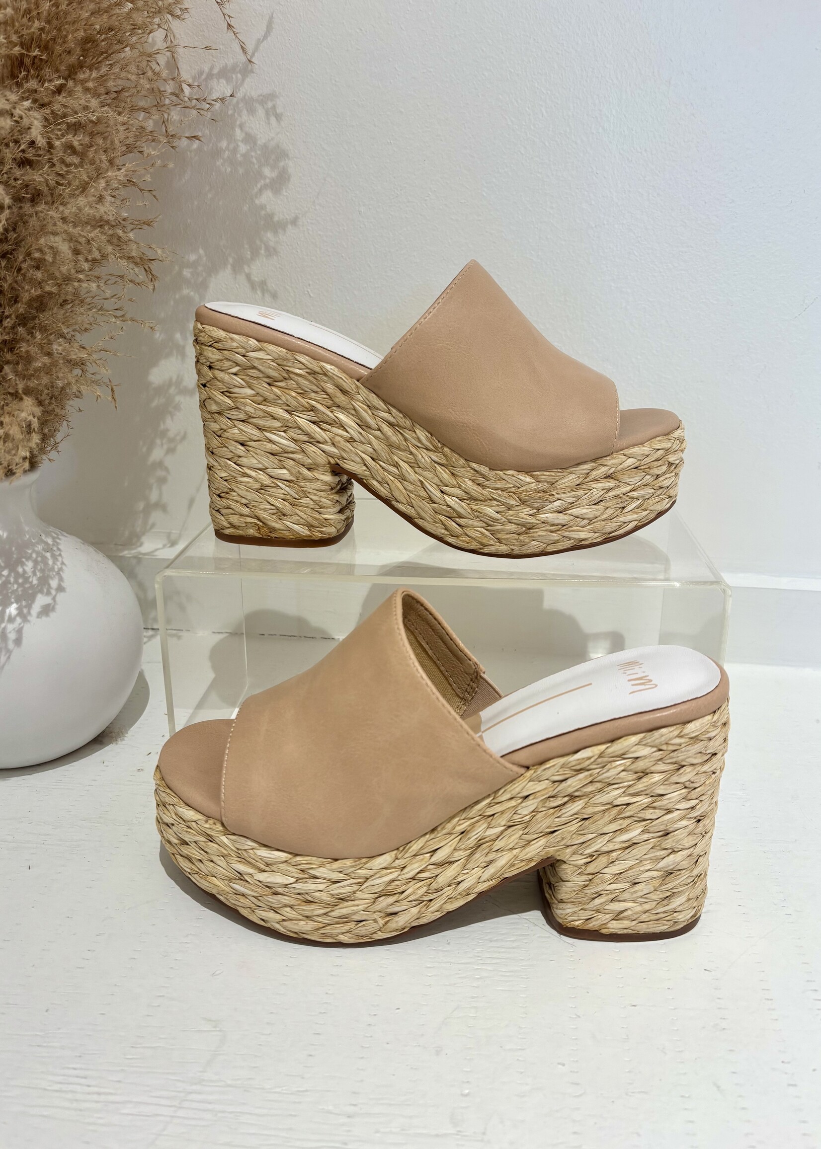 Ashlyn Raffia Elevated Platform Sandals