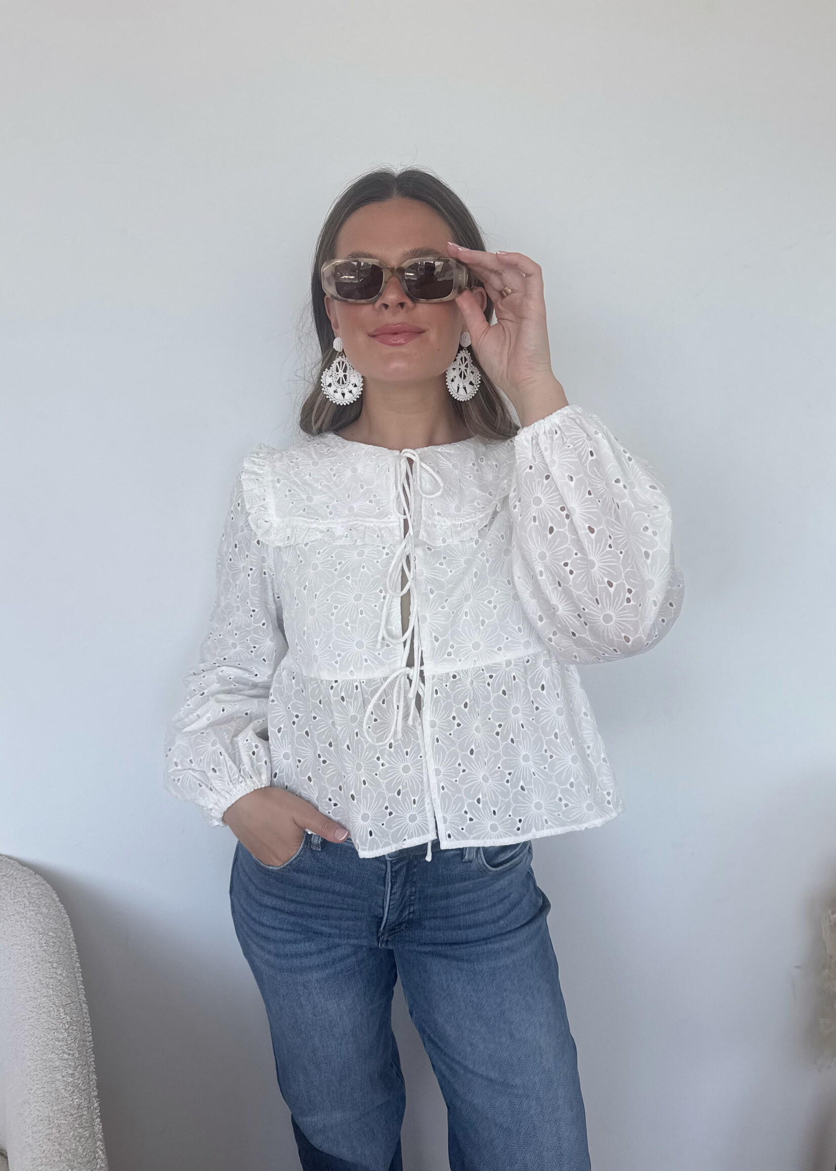 Breslin Eyelet Peter Pan Collar Top