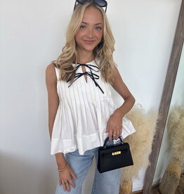 Beverly Contrast Tie Front Blouse
