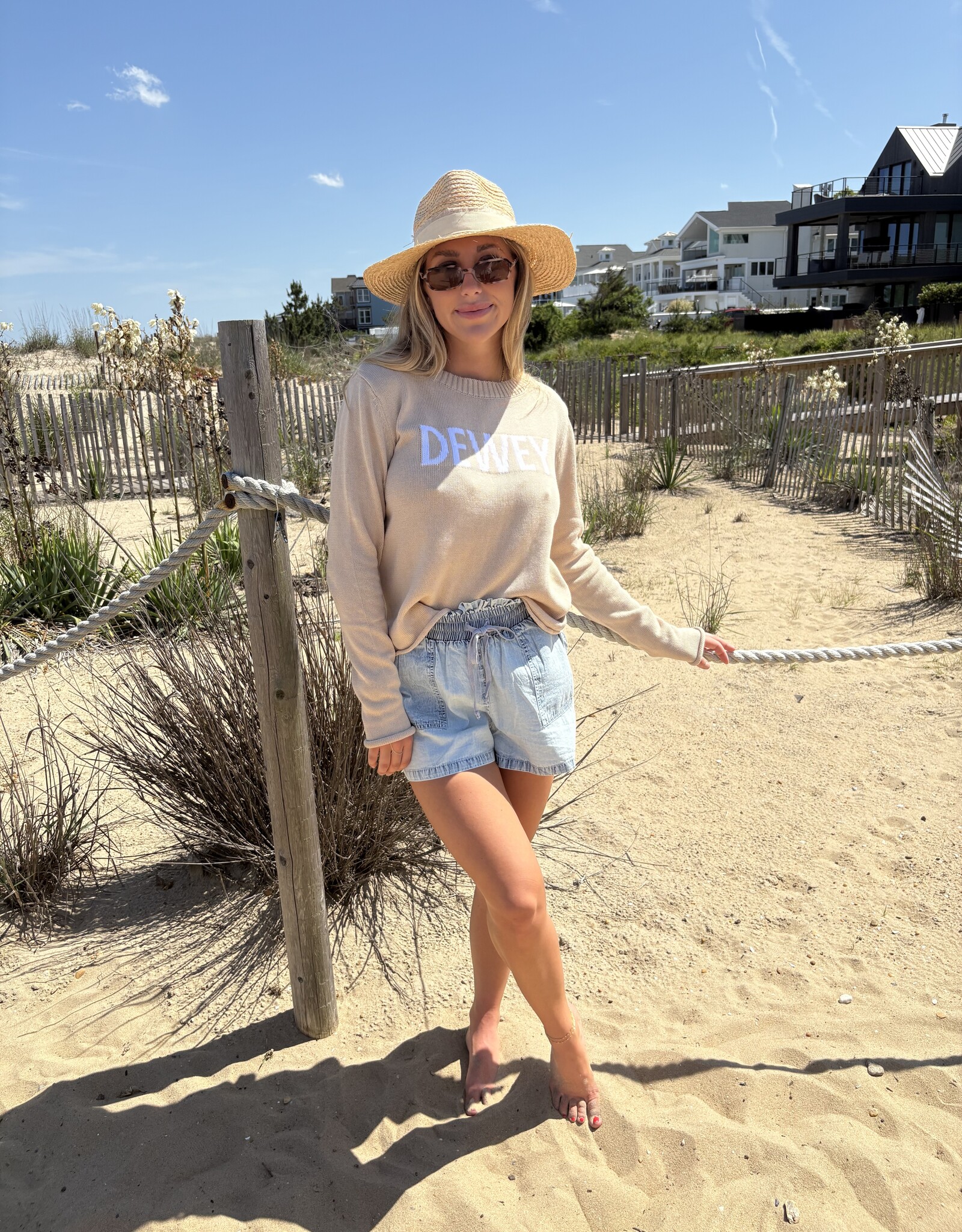DEWEY Crewneck Sweater