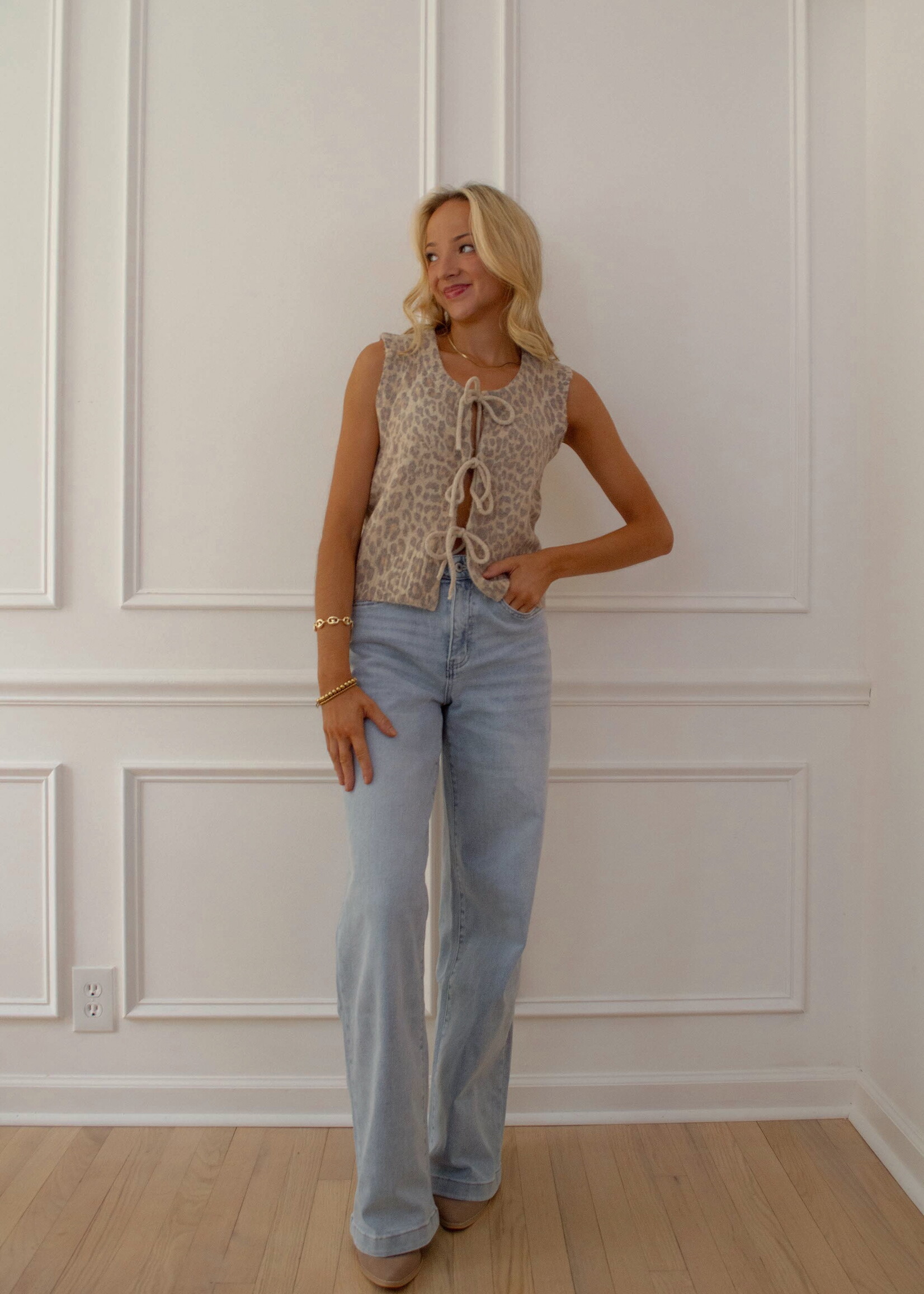 Dove Leopard Pattern Tied Front Knitted Vest