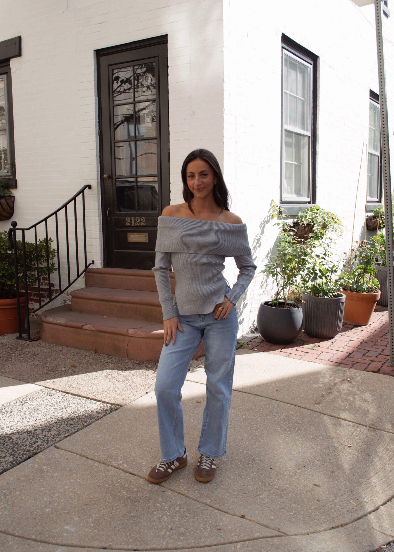 Daisy Off Shoulder LS Ribbed Top