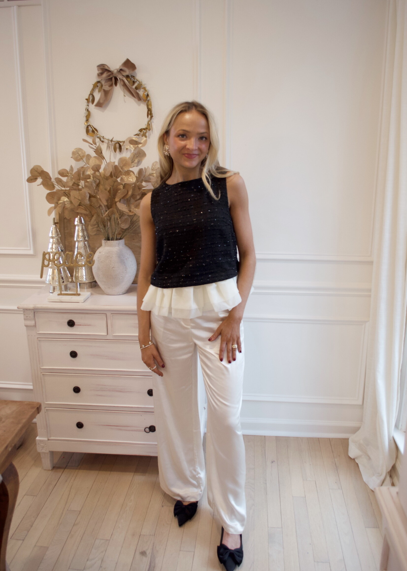 Clara Sleeveless Tank W Ruffle Detail