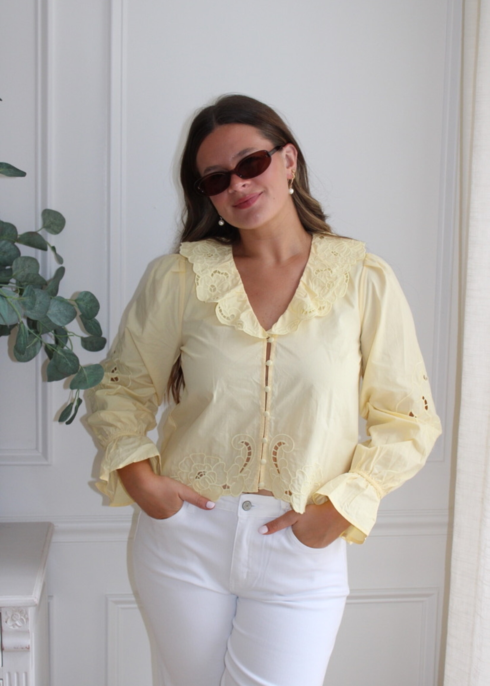 Catriona Embroidery Ruffle Blouse