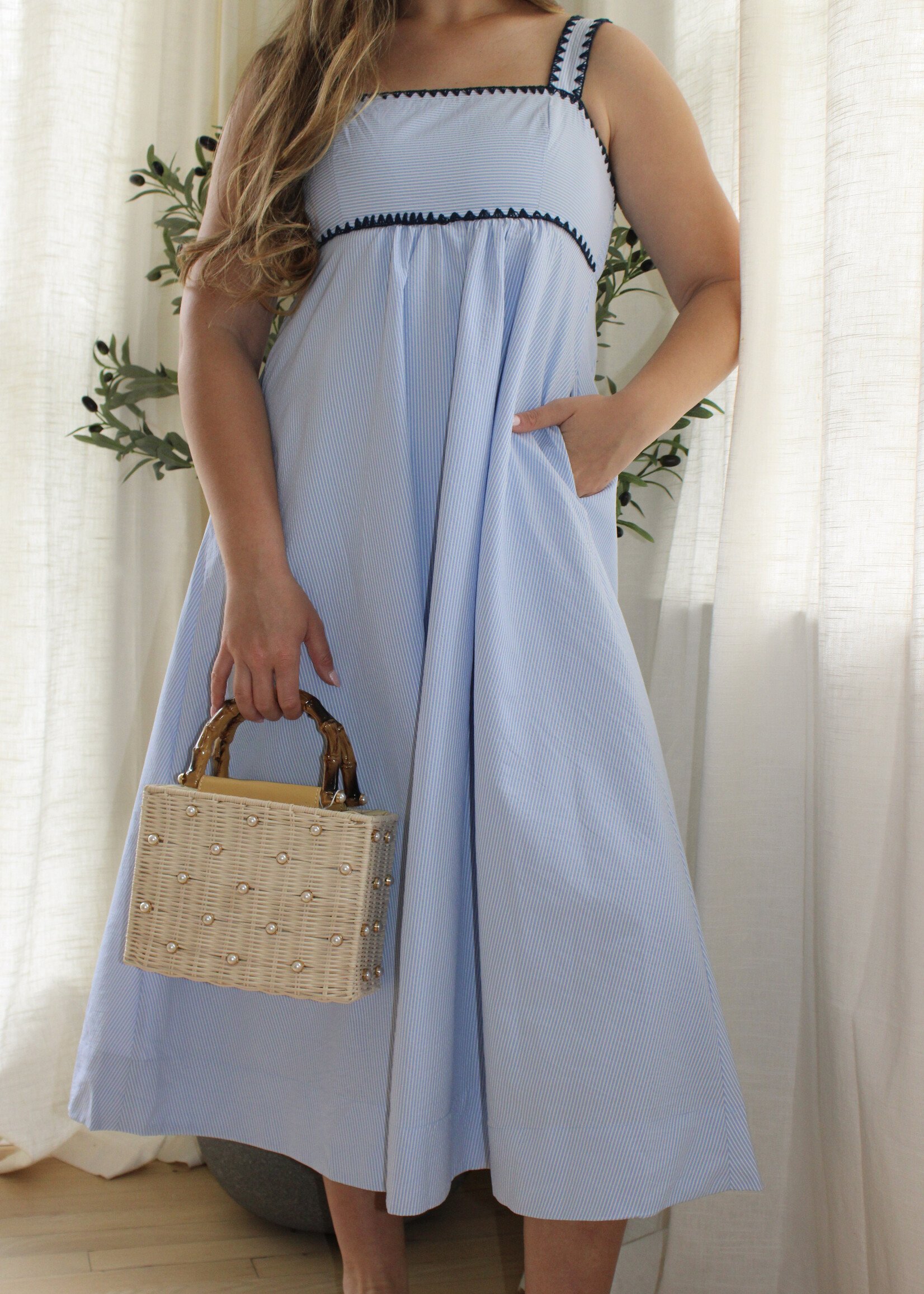 Elizabeth Contrast Trim Midi Dress