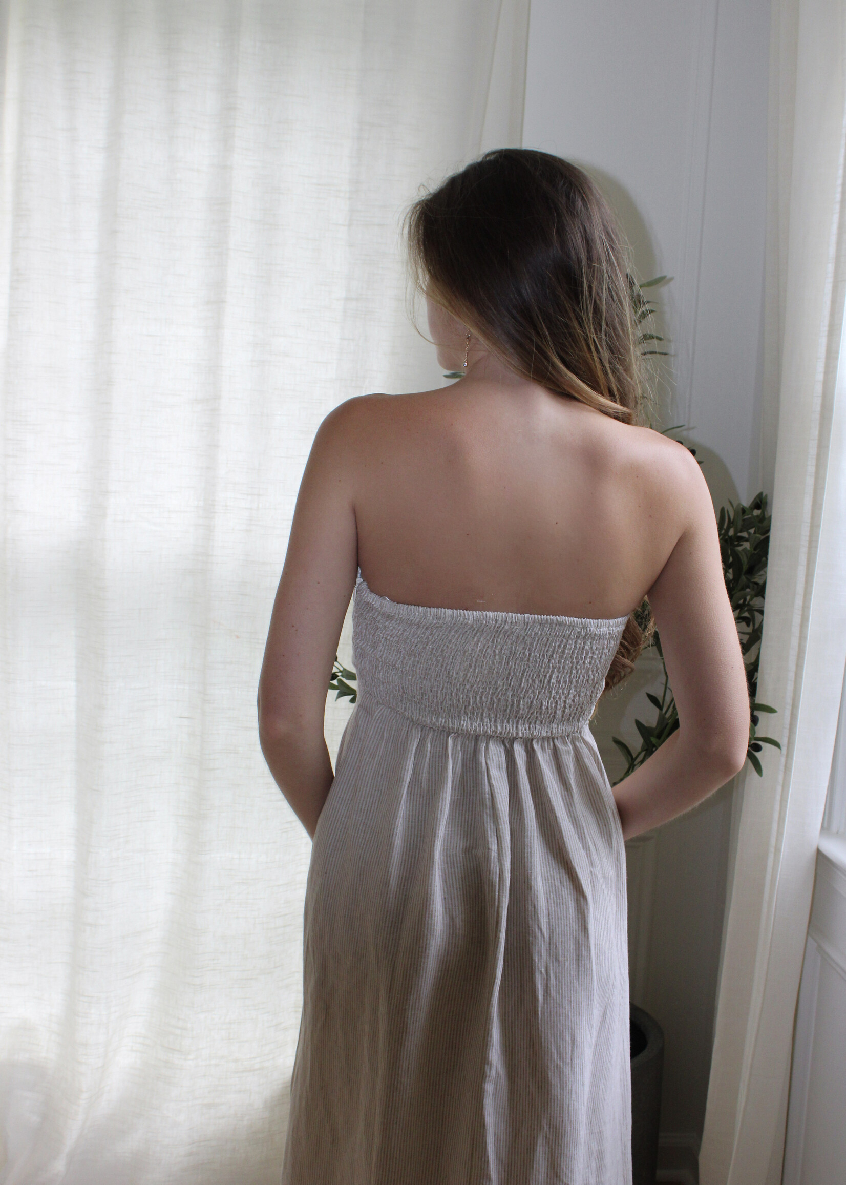 Honey Strapless Linen Dress