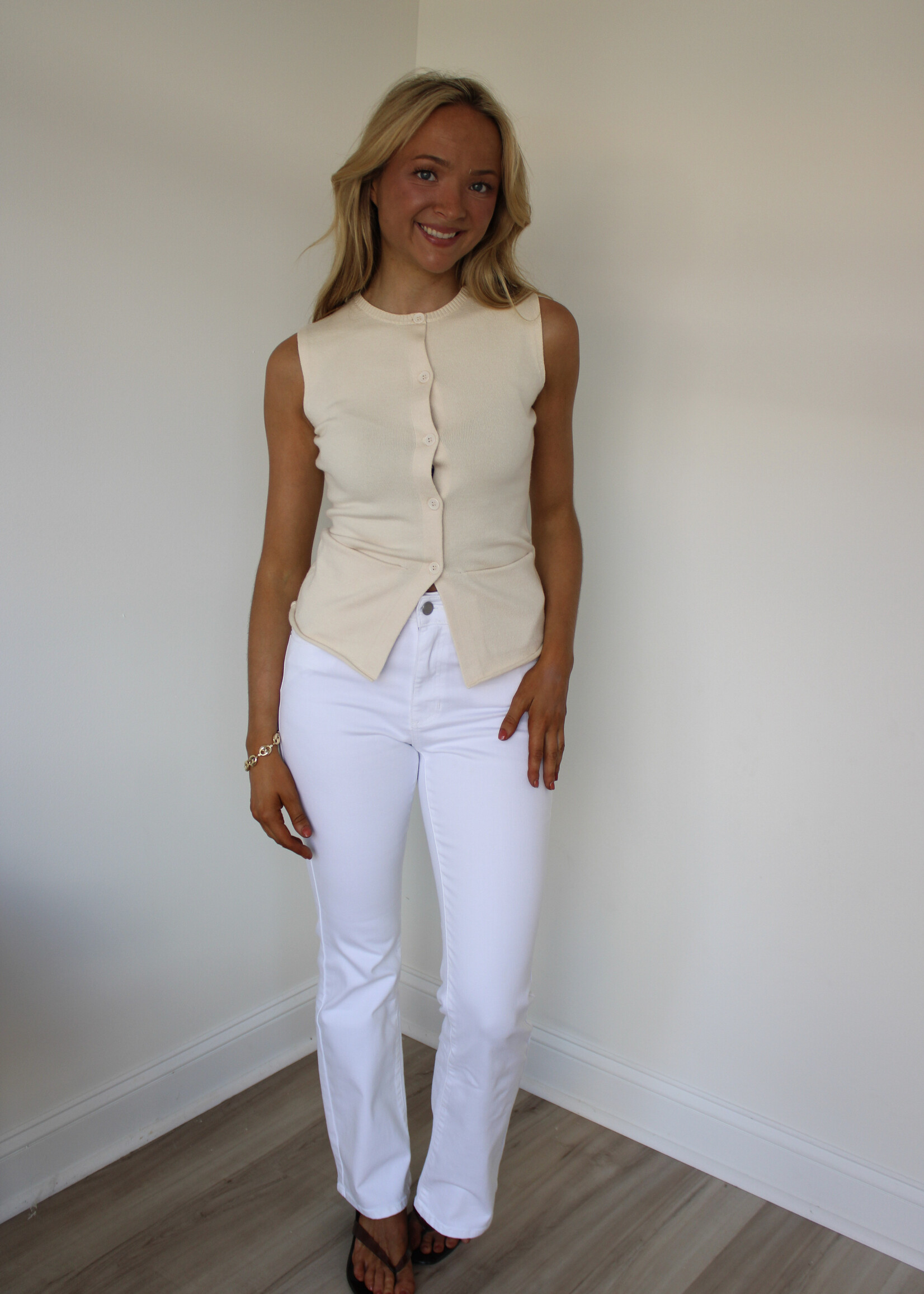 Dallas Sleeveless Knit Button Down Top