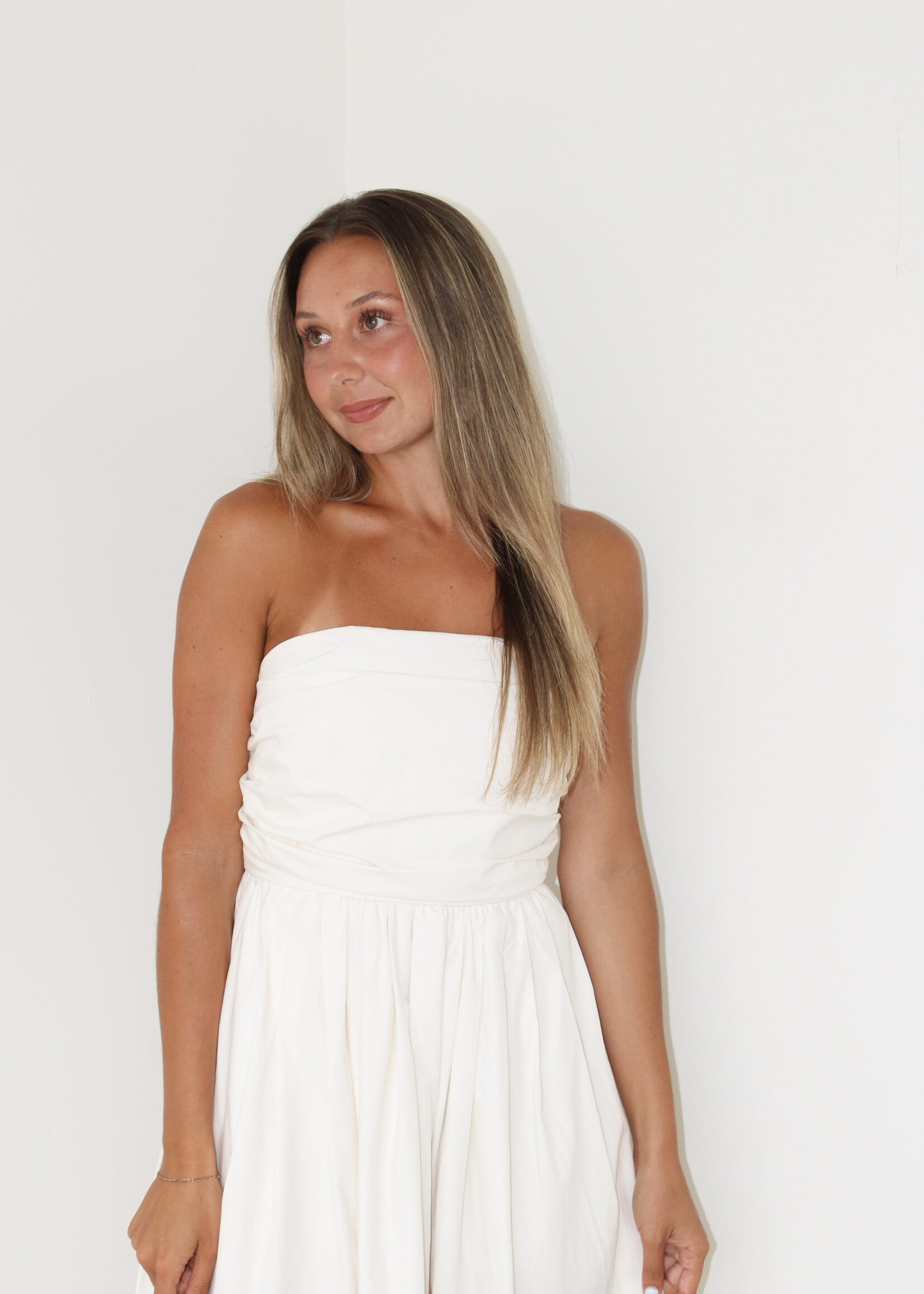 Doriana Detailed Sleeveless Midi Dress