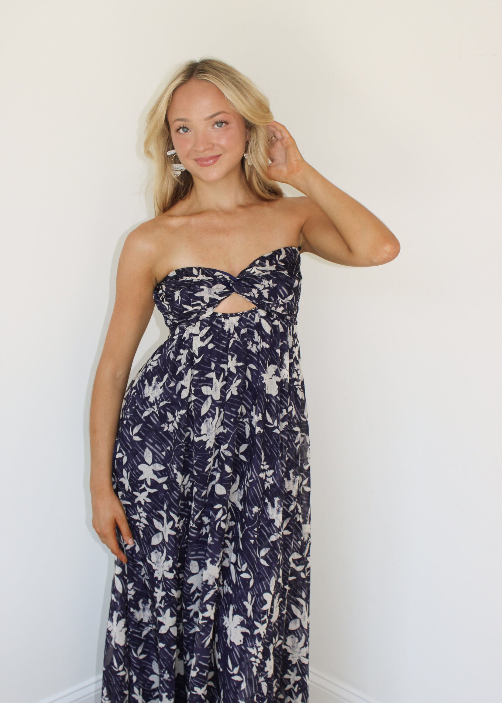 Iskra Floral Maxi Dress