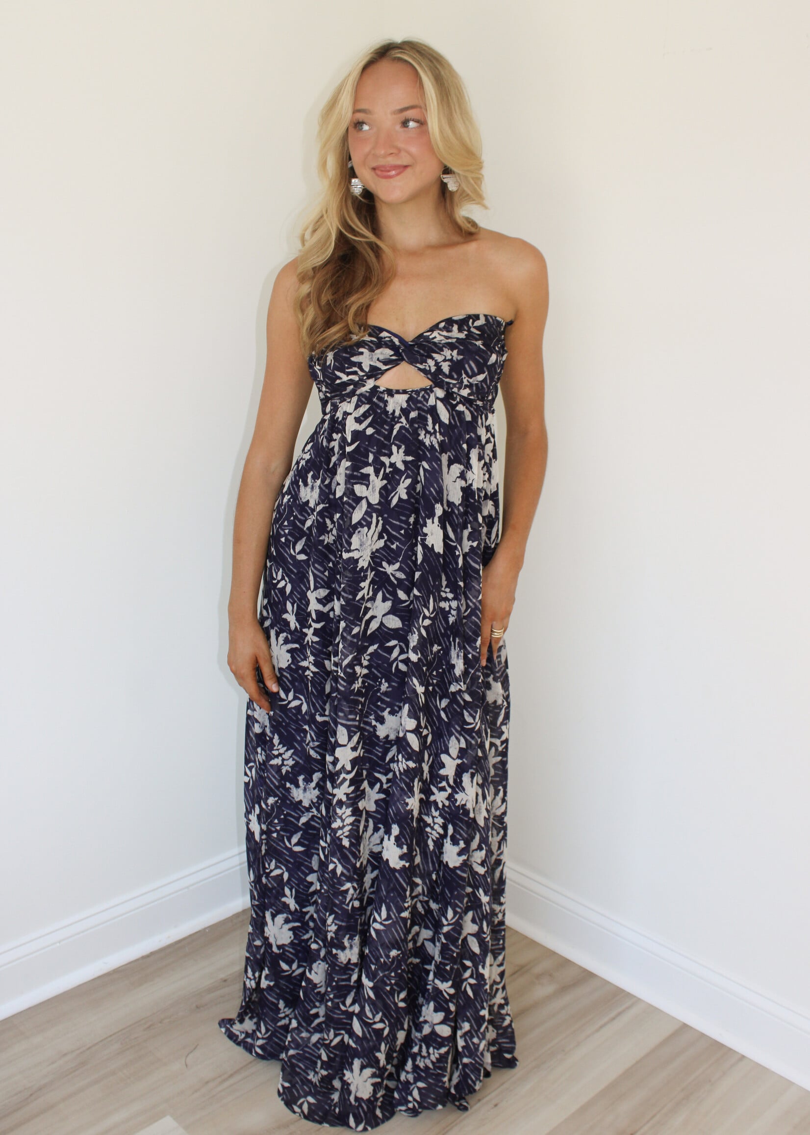 Iskra Floral Maxi Dress