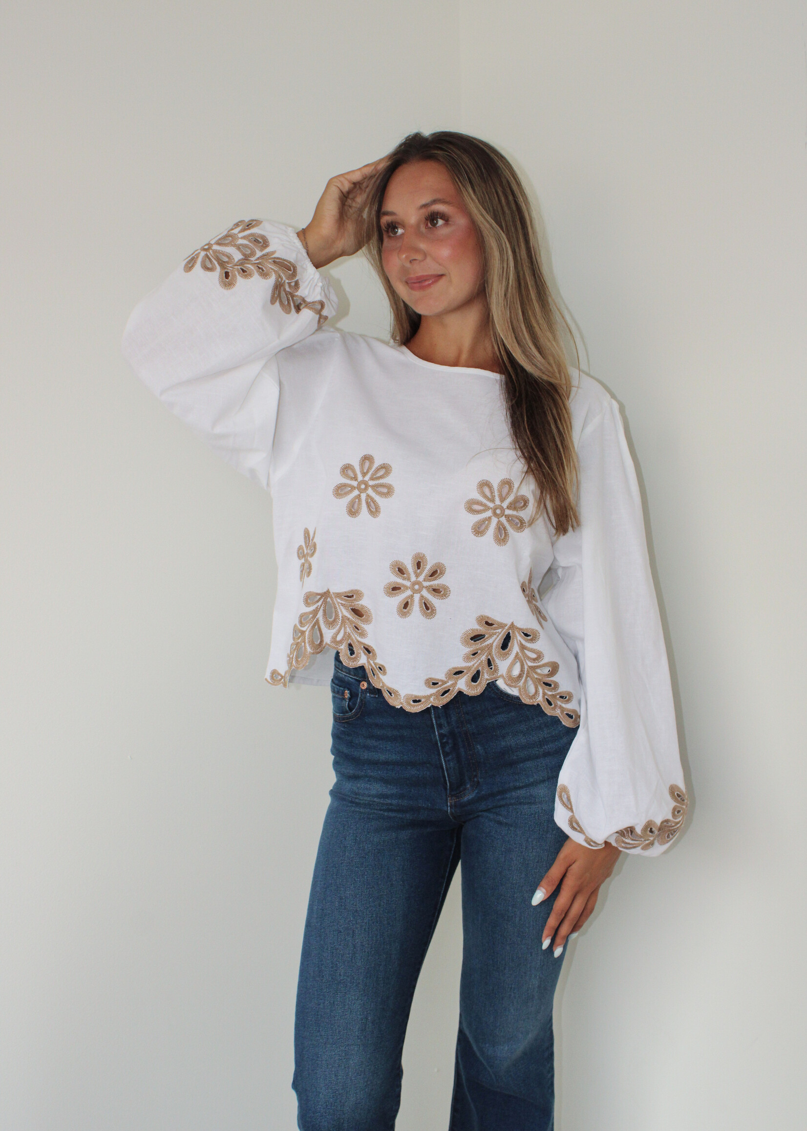 Sundaze Eyelet Top