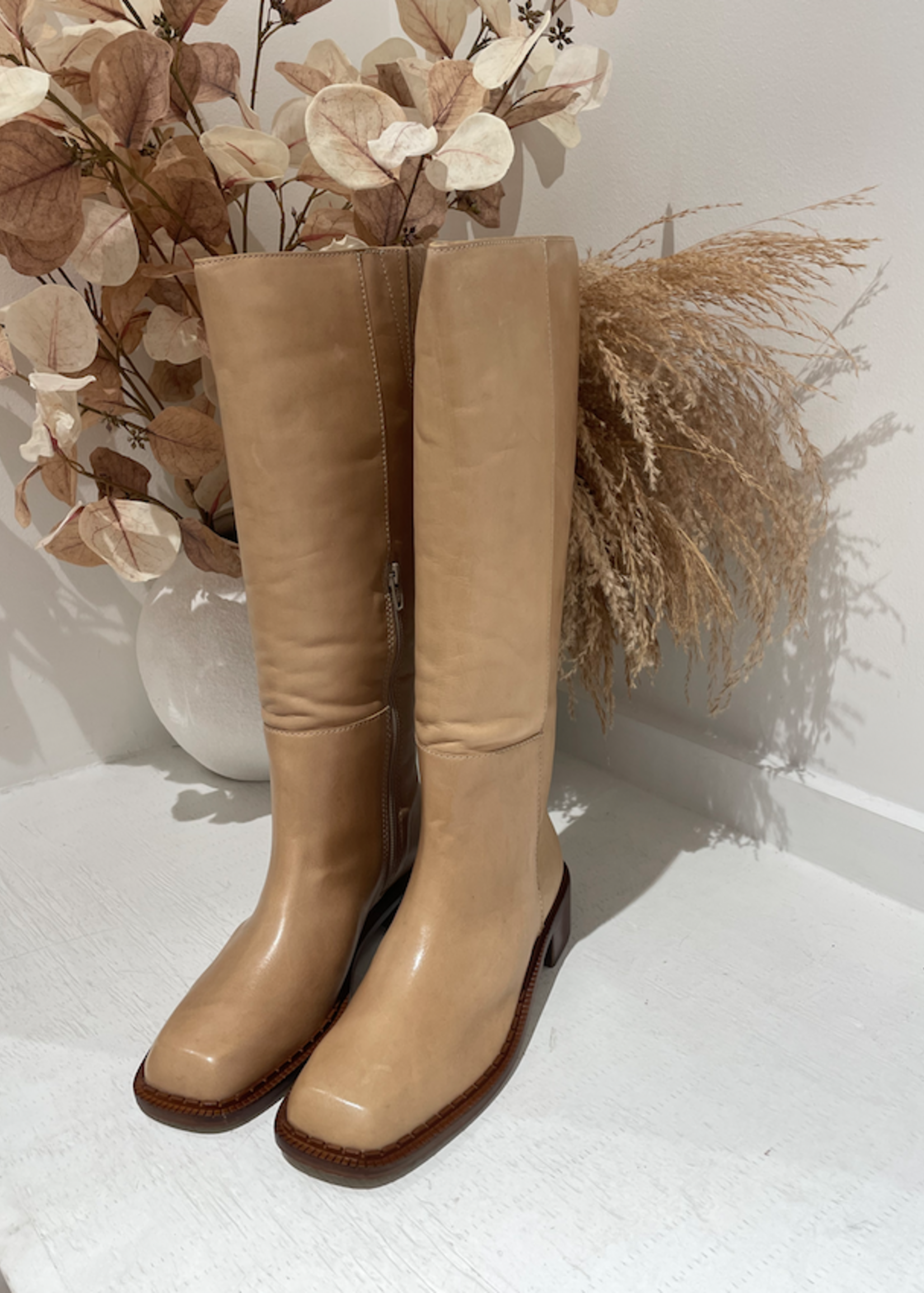 Matisse Franklin Knee High Boot
