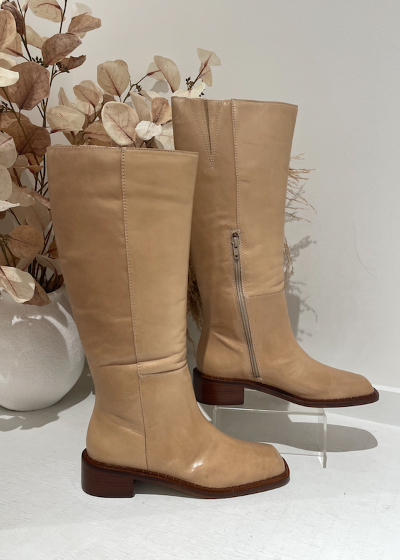 Matisse Franklin Knee High Boot