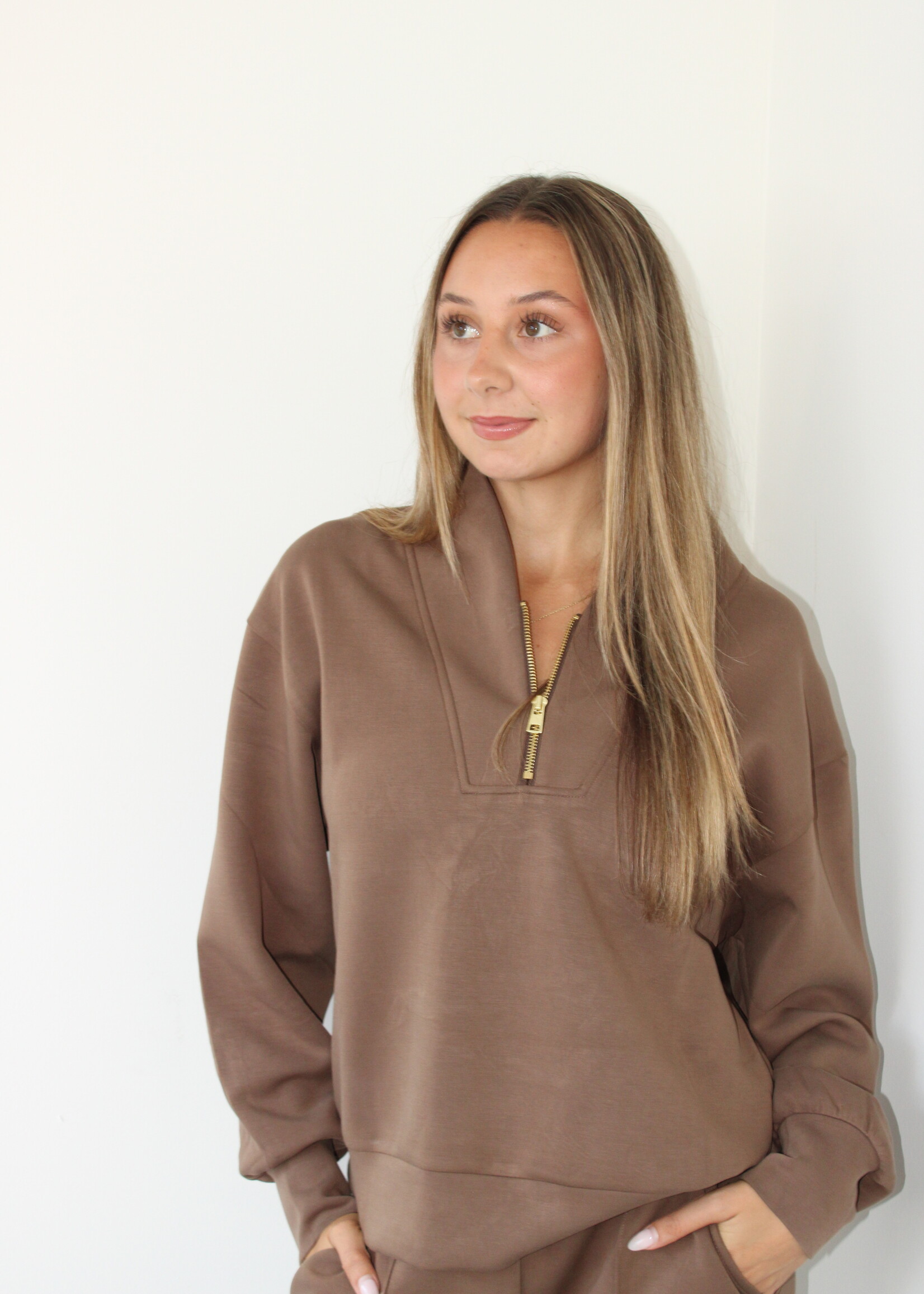 Peggy 3/4 Zip Pullover