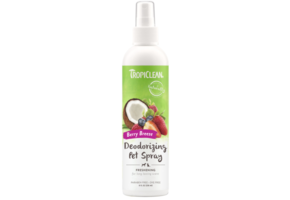 TropiClean Berry Fresh Deodorizing Pet Spray 8 oz