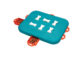 Nina Ottosson Dog Casino Puzzle Feeder