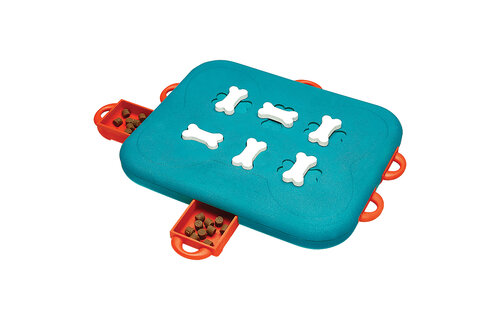 Nina Ottosson Dog Casino Puzzle Feeder