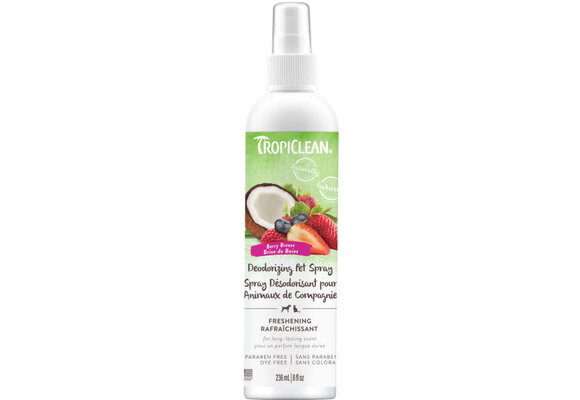 TropiClean Berry Fresh Deodorizing Pet Spray 8 oz