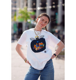 Ste-Cat City White T-Shirt – Chien Champion 2025