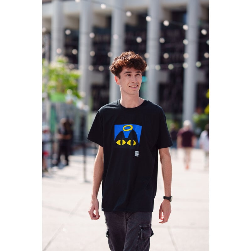 T-shirt noir Yeux du chat - Chien Champion 2025