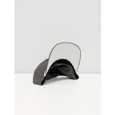 Grey Cap Cat Eyes - Chien Champion 2025