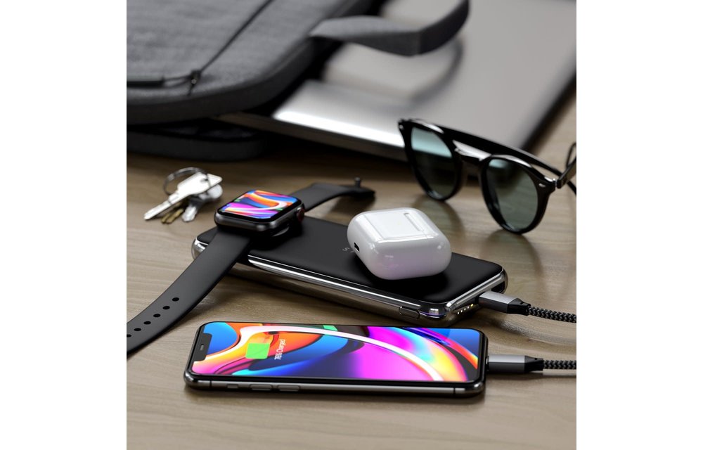 Satechi | Quatro 5W Wireless 10000 mAh Power Bank | ST-UC10WPBM