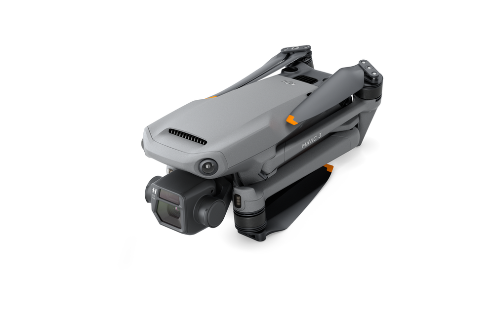 DJI | Mavic 3 Fly More Combo CP.MA.00000440.01