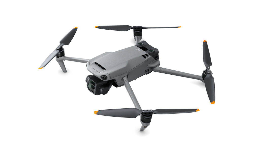 DJI | Mavic 3 Fly More Combo CP.MA.00000440.01