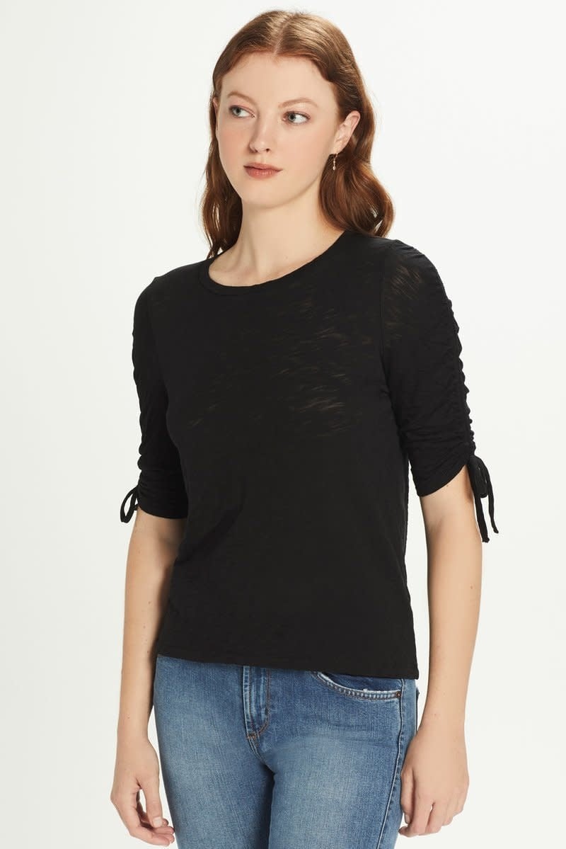 ruched sleeve tee