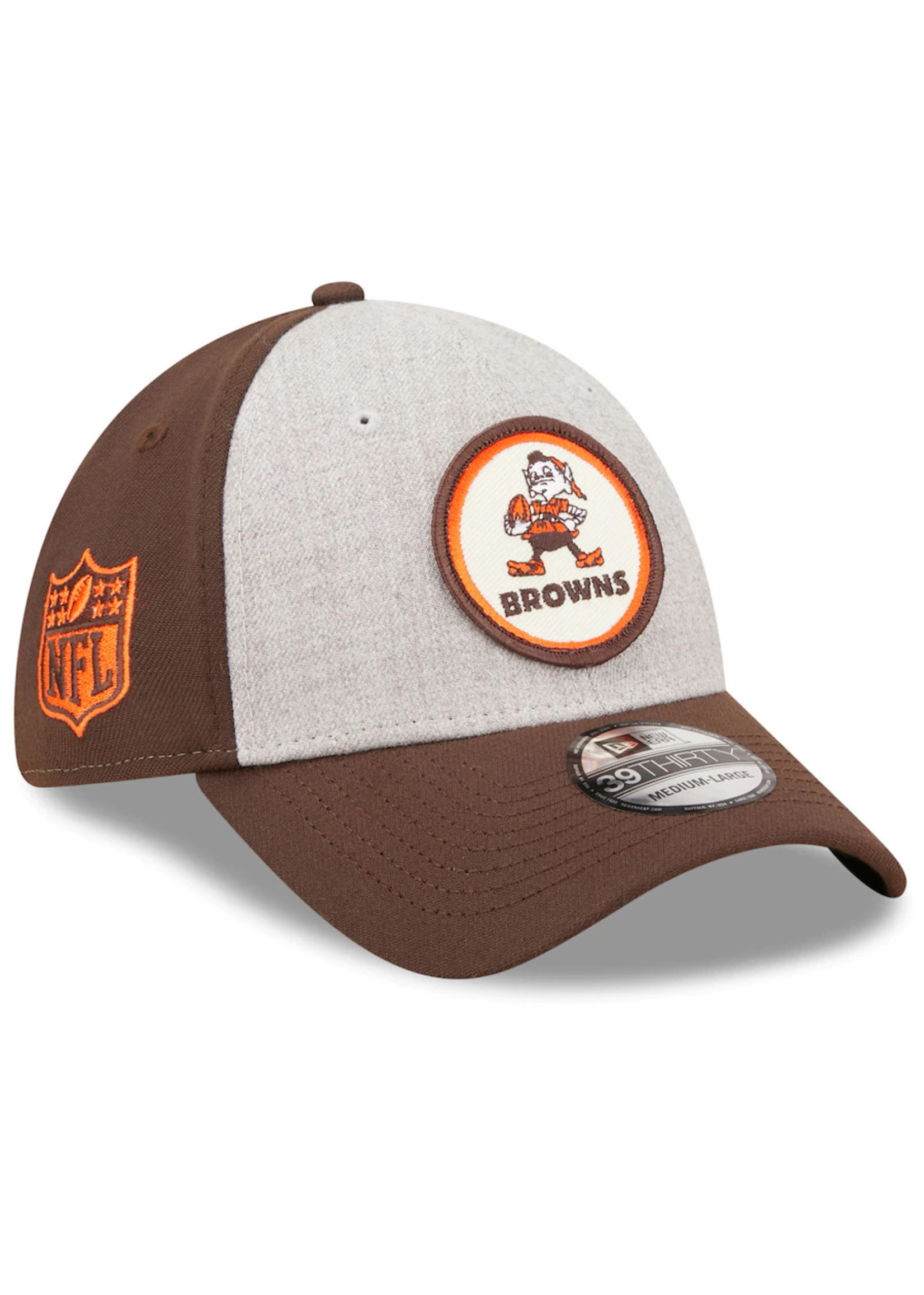 NEW ERA Cleveland Browns 2022 Sideline Brownie The Elf 39THIRTY Historic  Flex Hat